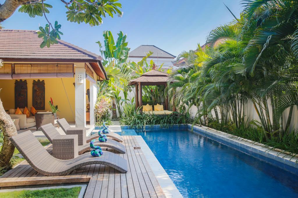Samana Villas Legian Buitenkant foto