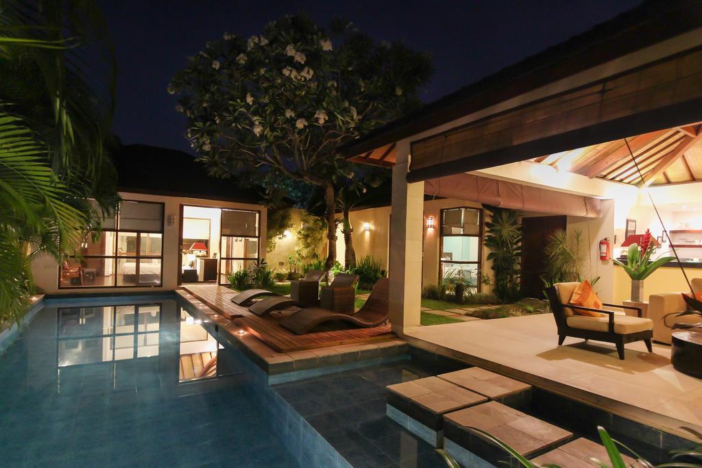 Samana Villas Legian Buitenkant foto