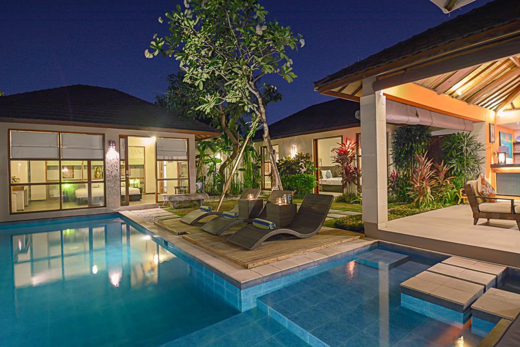 Samana Villas Legian Buitenkant foto