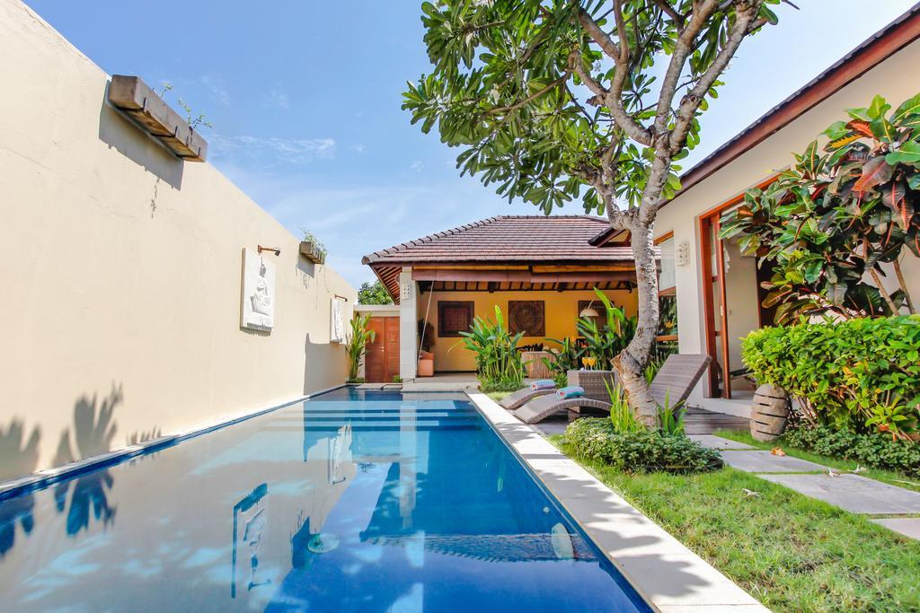 Samana Villas Legian Buitenkant foto